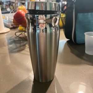 Coffee travel mug